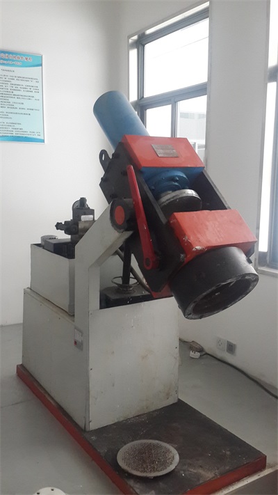 ハニカムセラミック押出器を凍結します